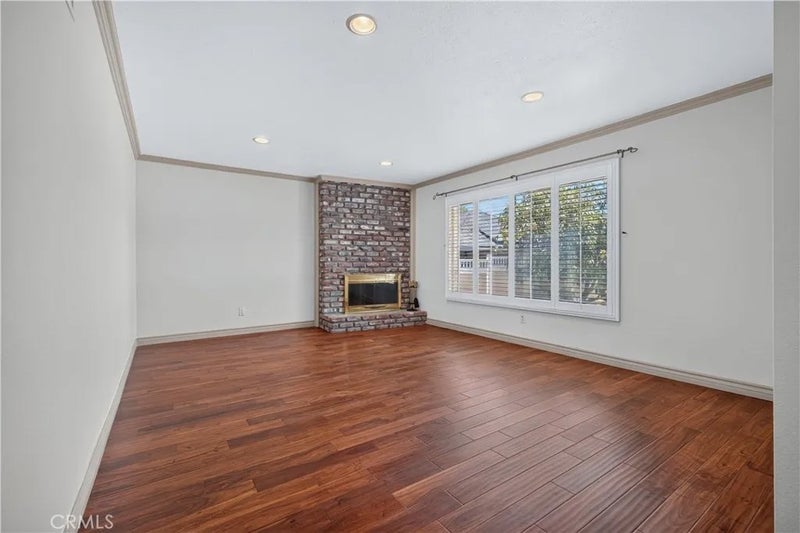 15637 Los Altos Drive