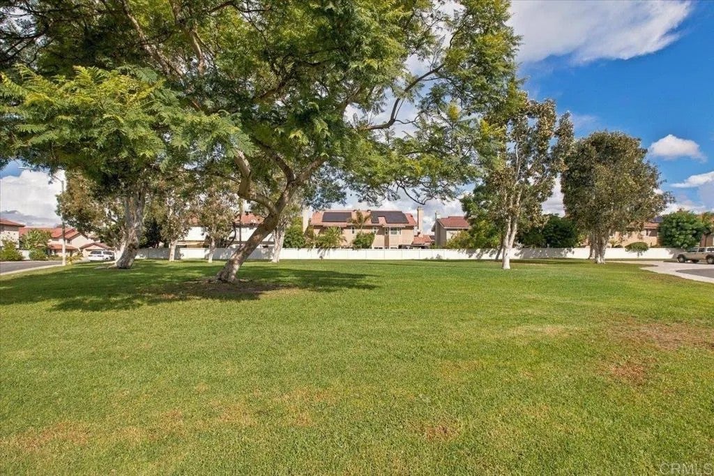 3525 Landsford Way
