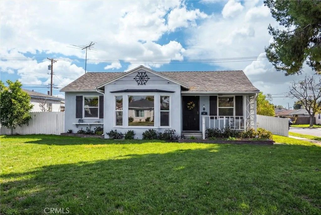 Photo of 806 E I, Ontario, CA 91764 (MLS # TR26045934)