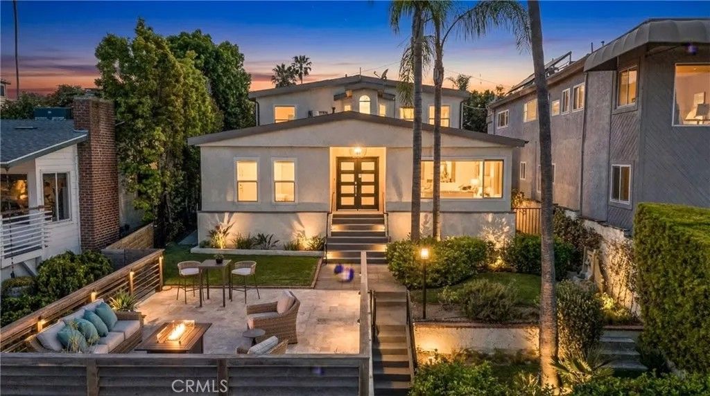 Photo of 7313 S Earldom Avenue, Playa Del Rey, CA 90293 (MLS # SB26051390)