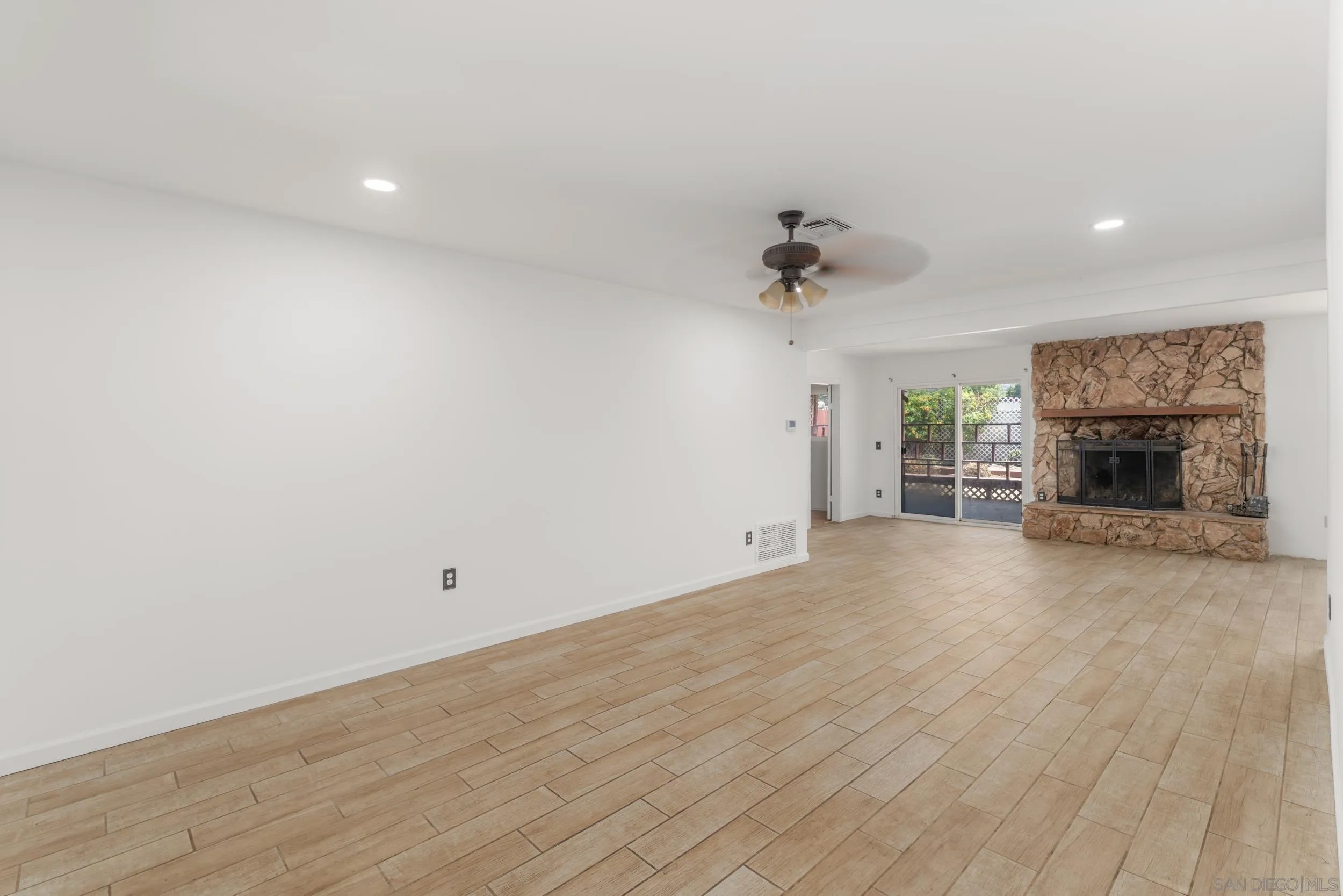 575 Galena St
