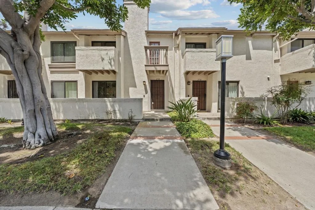 2710 Ariane Drive 3