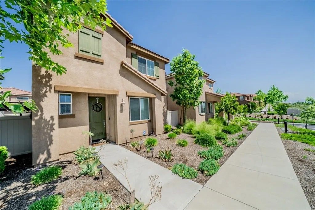 Photo of 2111 Lavender Lane, Colton, CA 92324 (MLS # CV26081146)