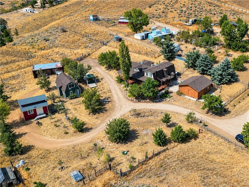 483 Castac View