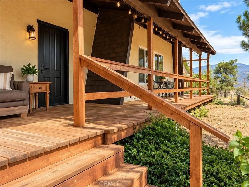 483 Castac View
