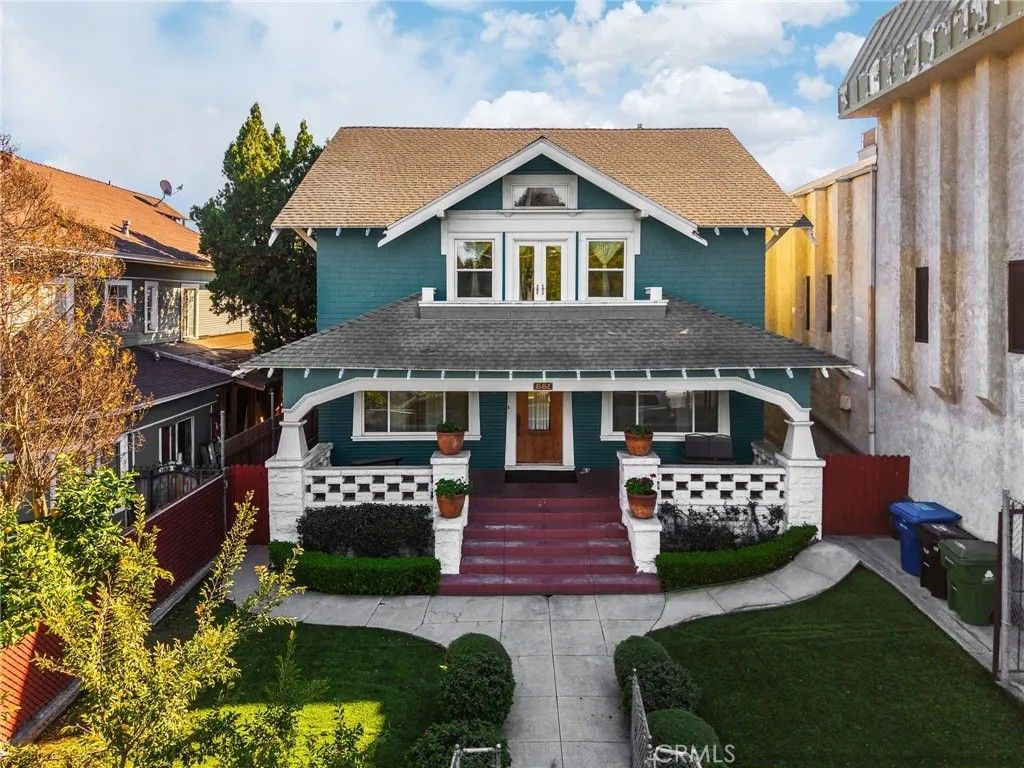 Photo of 552 S St Louis St, Los Angeles, CA 90033 (MLS # PW26056794)