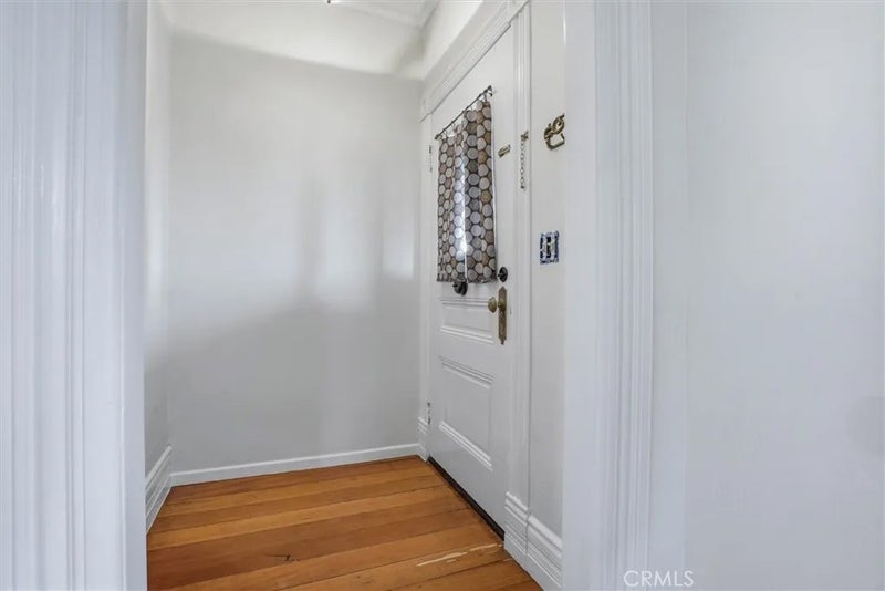 302 S Mason