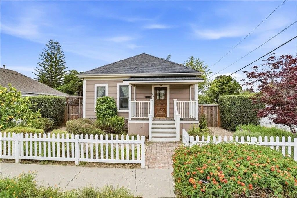 Photo of 302 S Mason ST, Arroyo Grande, CA 93420 (MLS # PI26098520)
