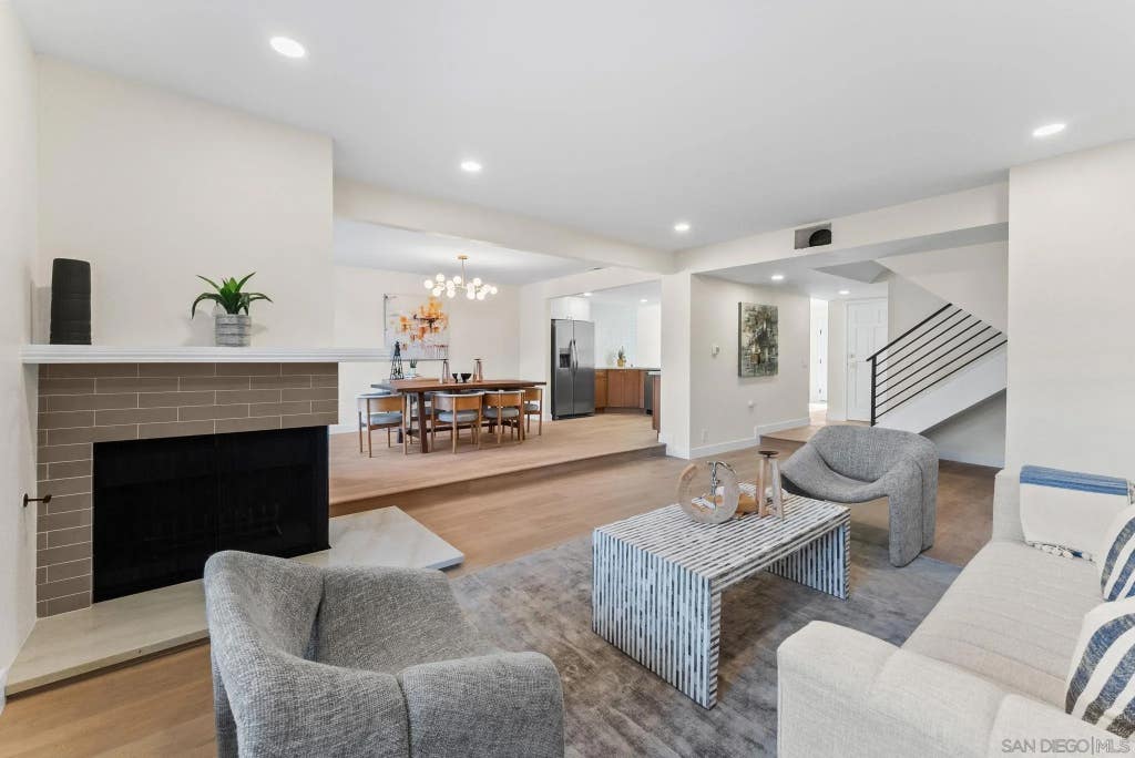 Photo of 9917 Aviary DR, San Diego, CA 92131 (MLS # 260020274)