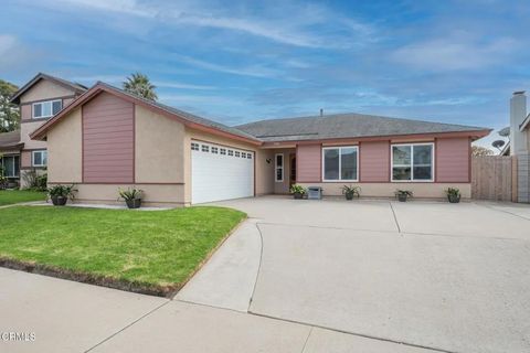 Tiny photo for 3540 Pier Walk, Oxnard, CA 93035 (MLS # V1-33252)
