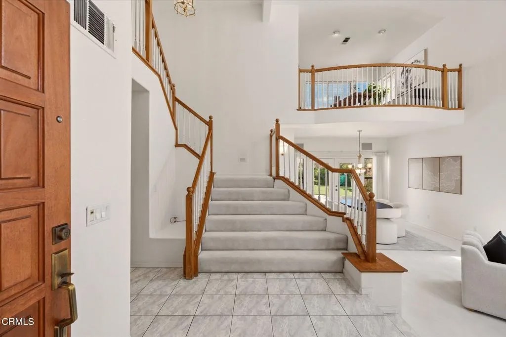 2735 Hidden Hills Way West
