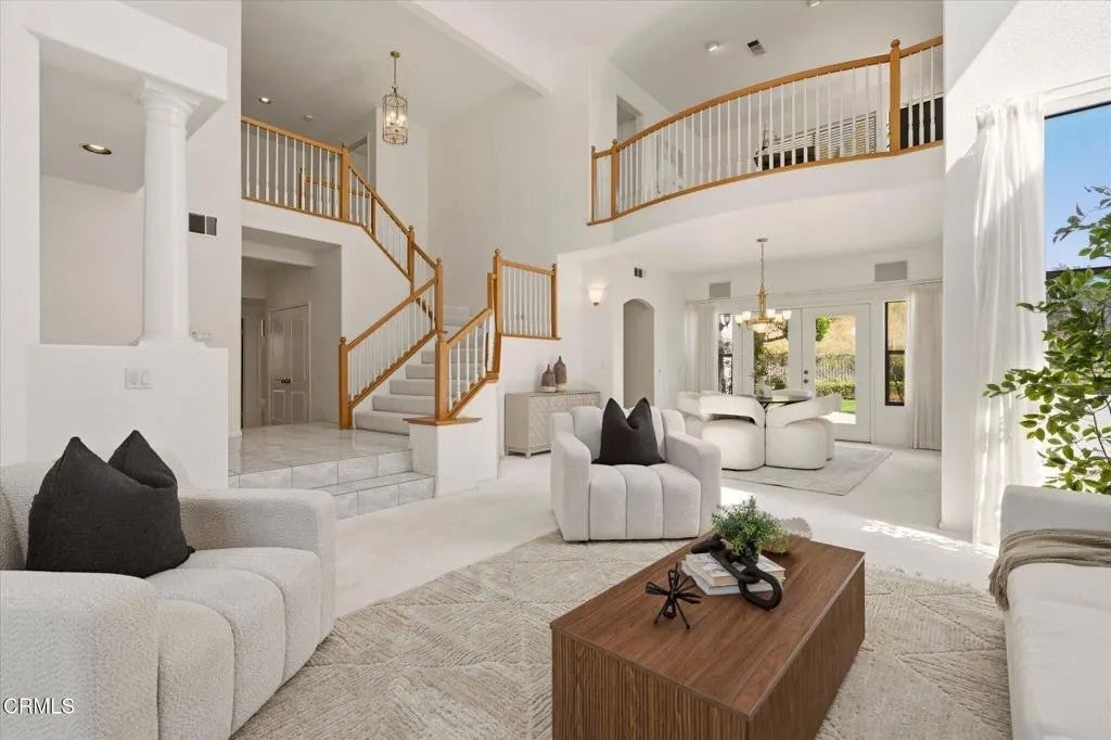 2735 Hidden Hills Way West