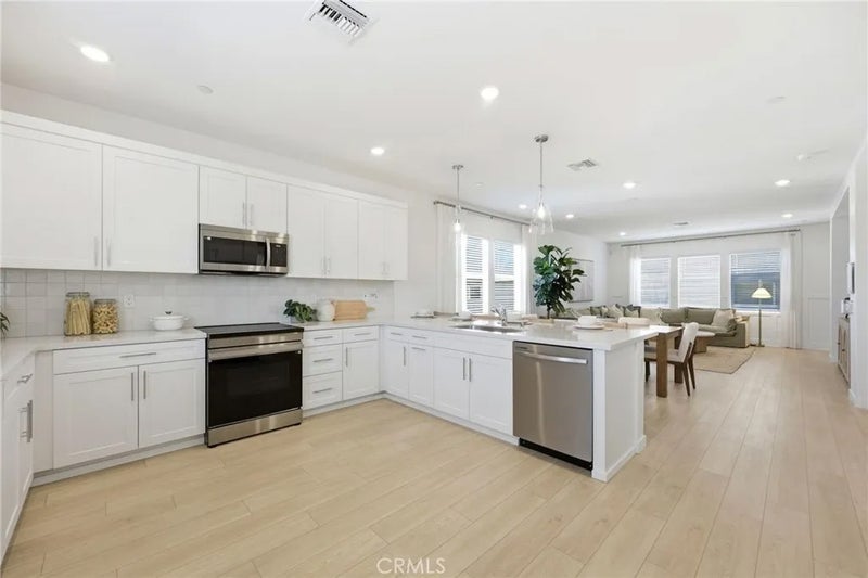 11424 Wildflower Lane