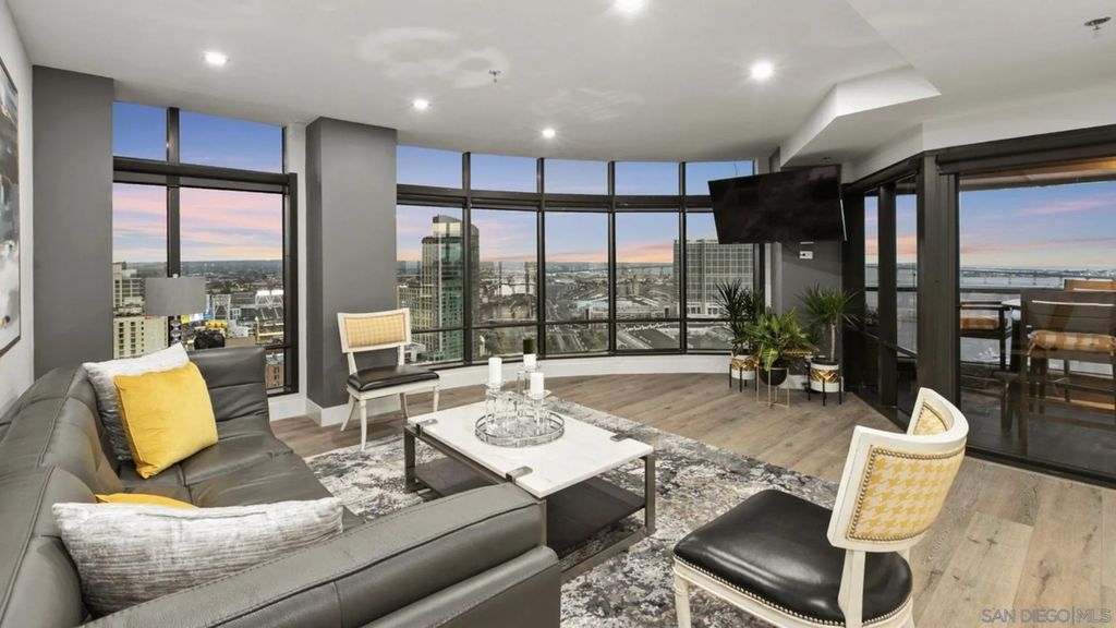 Photo of 200 W Harbor Dr #2902, San Diego, CA 92101 (MLS # 260009279)