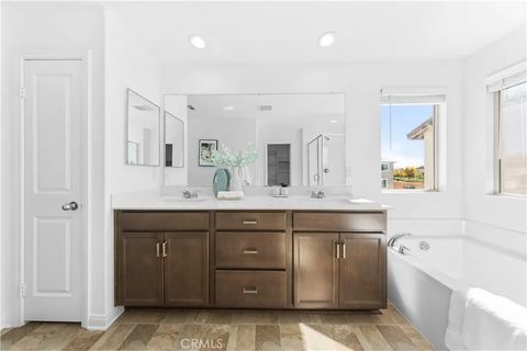 Tiny photo for 29502 Twinberry Cir, Menifee, CA 92584 (MLS # OC25254949)