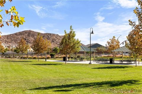 Tiny photo for 29502 Twinberry Cir, Menifee, CA 92584 (MLS # OC25254949)