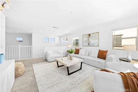 Tiny photo for 29502 Twinberry Cir, Menifee, CA 92584 (MLS # OC25254949)