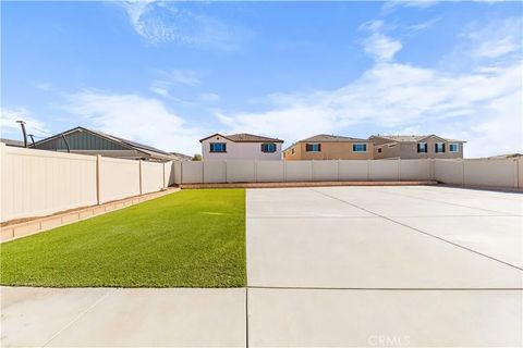 Tiny photo for 29502 Twinberry Cir, Menifee, CA 92584 (MLS # OC25254949)