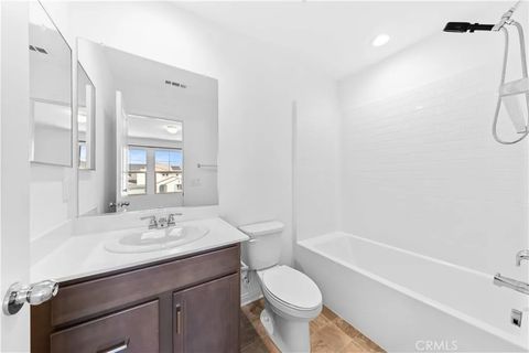 Tiny photo for 29502 Twinberry Cir, Menifee, CA 92584 (MLS # OC25254949)