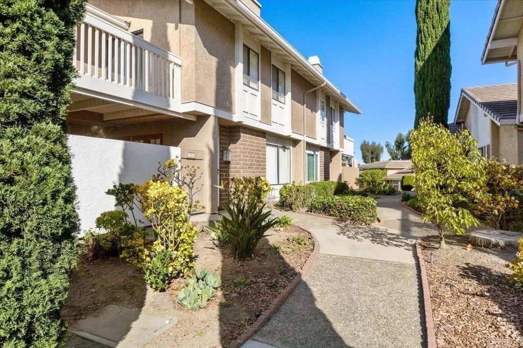 Photo of 17523 Fairlie Road, San Diego, CA 92128 (MLS # NDP2600999)