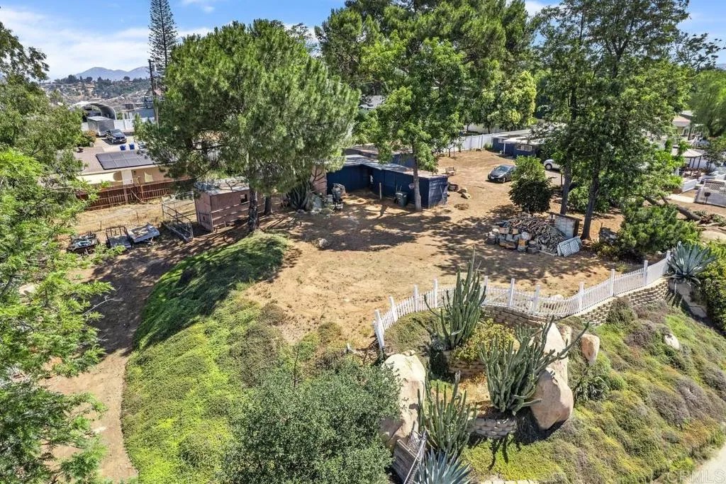 345 Lento Lane