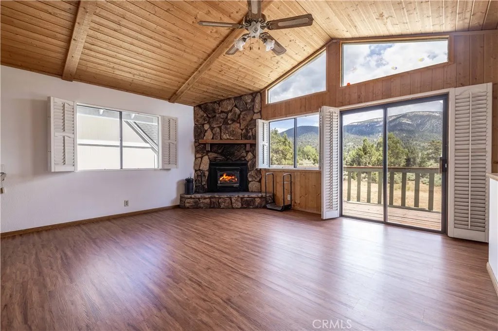 2115 State Lane