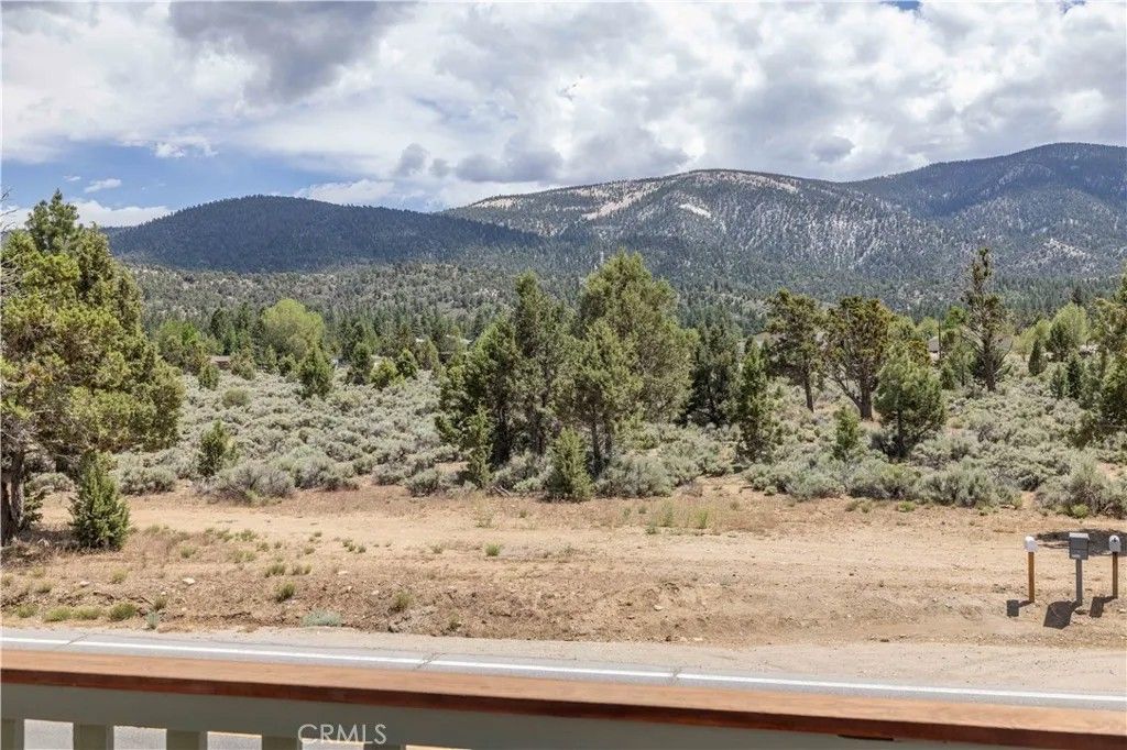 Photo of 2115 State Lane, Big Bear Lake, CA 92314 (MLS # IG26126584)