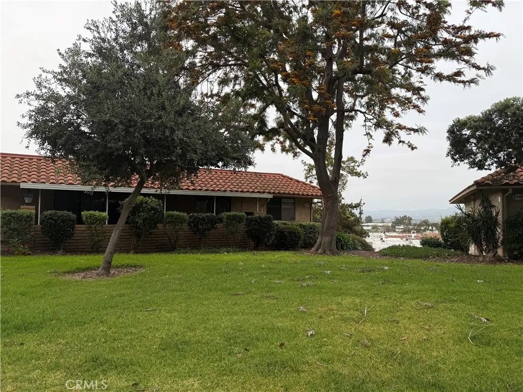 Photo of 3124 Via Serena #P, Laguna Woods, CA 92637 (MLS # OC26068660)