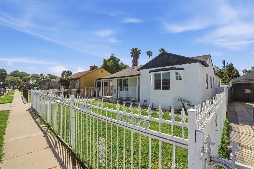 Photo of 4024 Lugo Ave, Lynwood, CA 90262 (MLS # DW26076183)