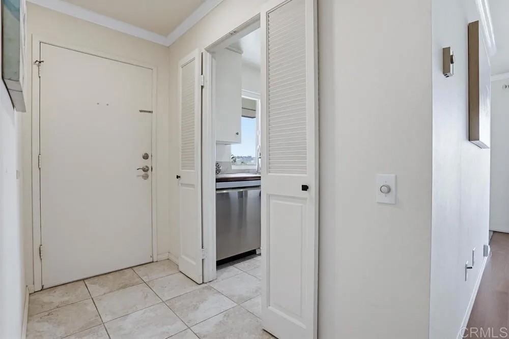 6394 Caminito Lazaro