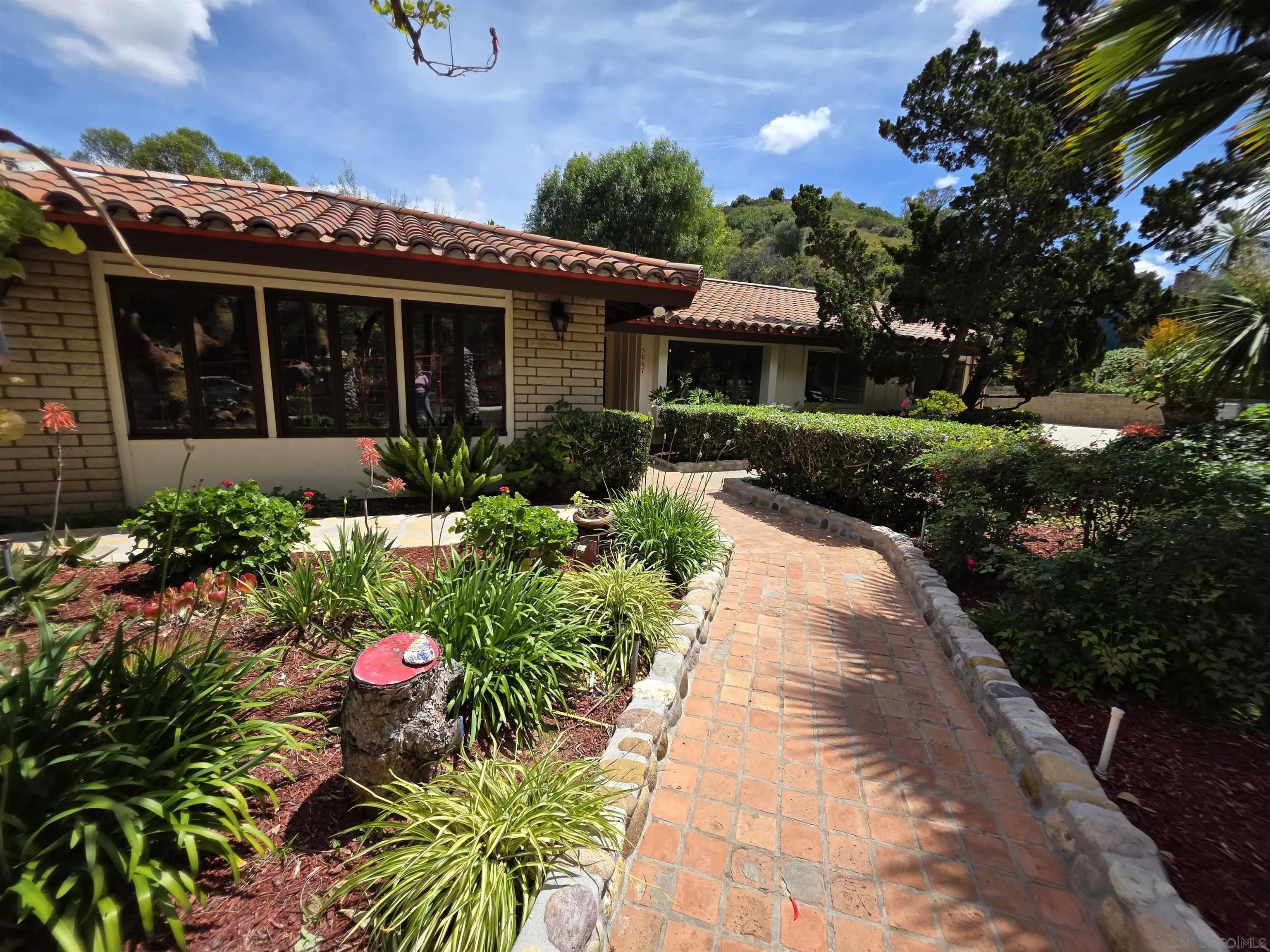 5667 Yerba Anita Drive
