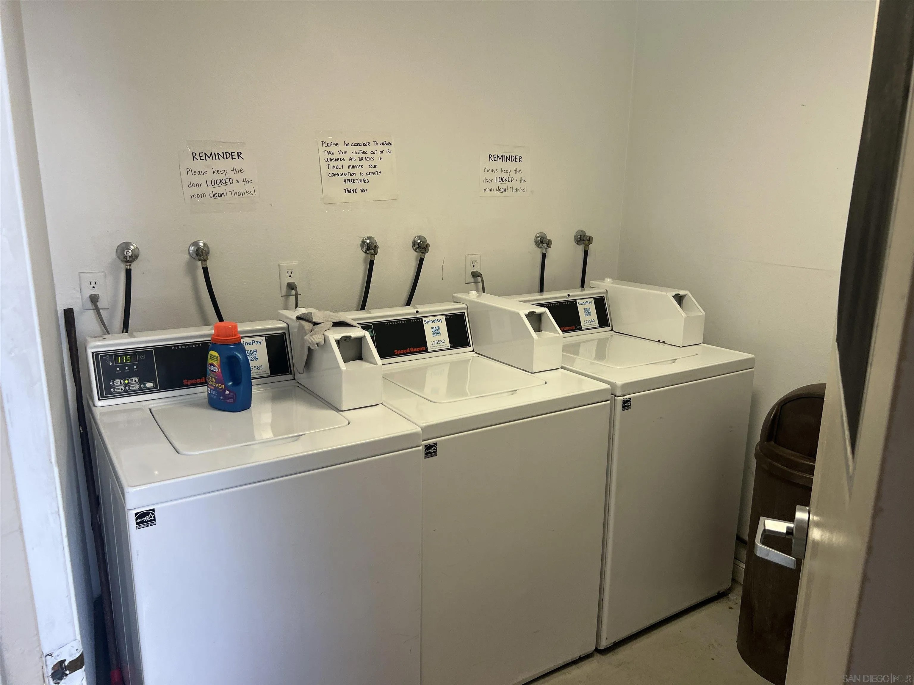 3761 Boundary St. #6