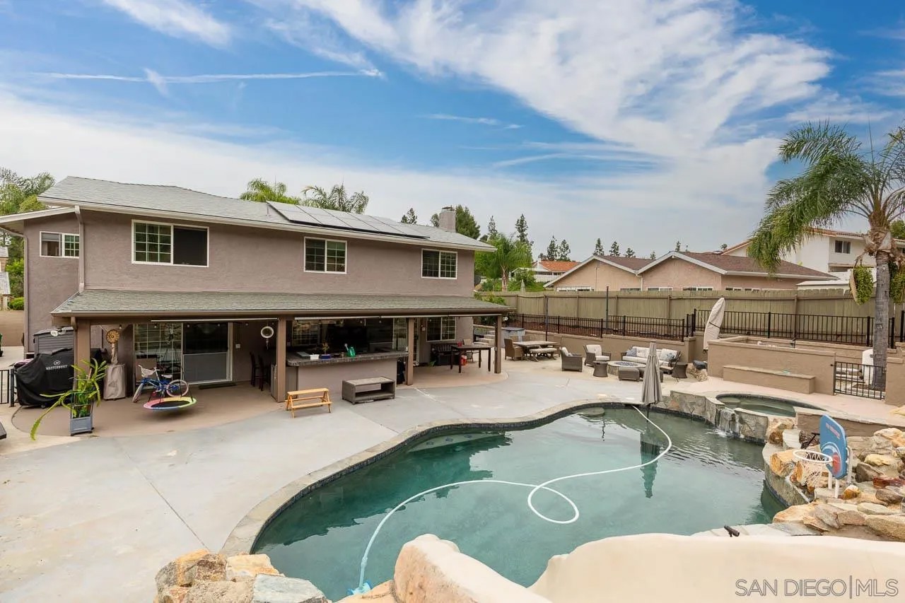 17924 Cabela Dr