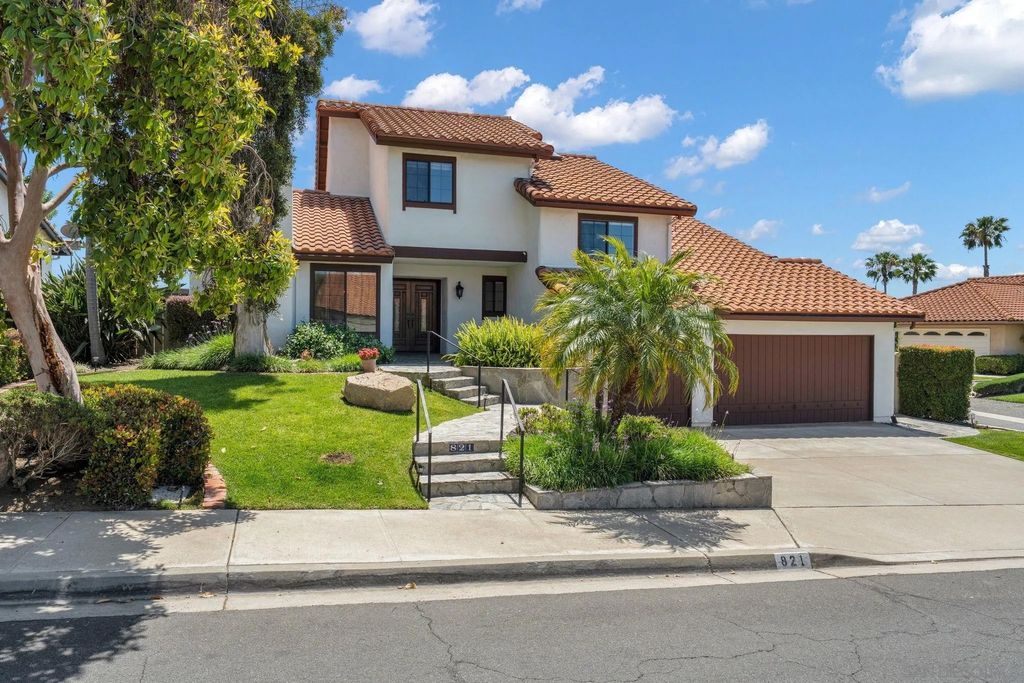 Photo of 821 Inspiration Ln, Escondido, CA 92025 (MLS # 260009637)