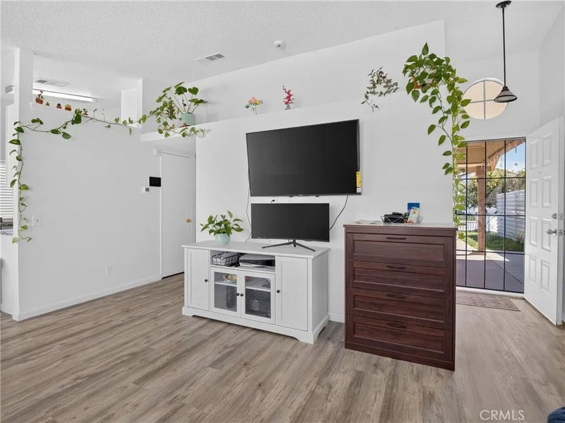 23595 Ashwood