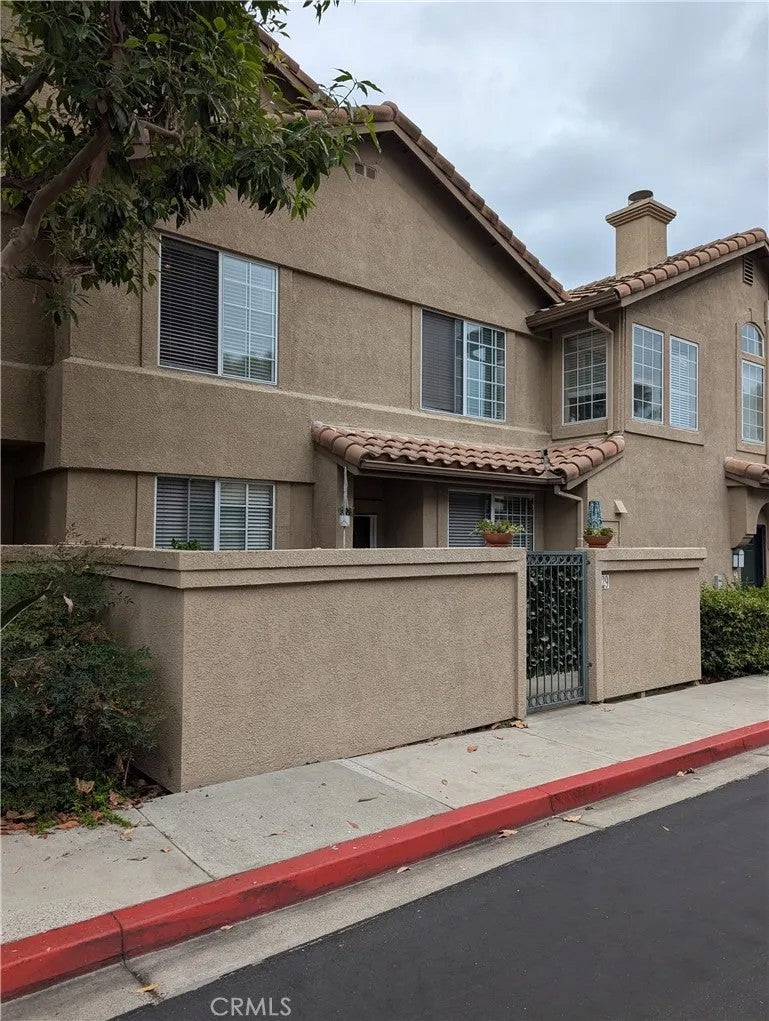 Photo of 29 Sentinel PL, Aliso Viejo, CA 92656 (MLS # OC26125206)