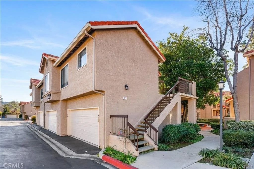 Photo of 2368 Archwood Lane #23, Simi Valley, CA 93063 (MLS # SR26034723)