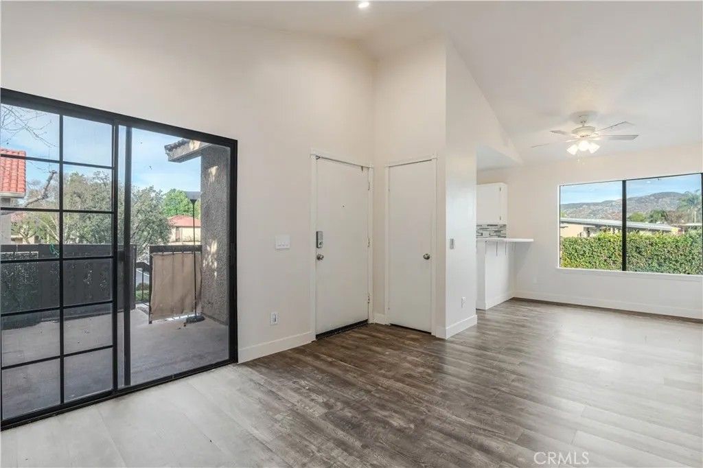 Photo of 2368 Archwood Lane #23, Simi Valley, CA 93063 (MLS # SR26034723)