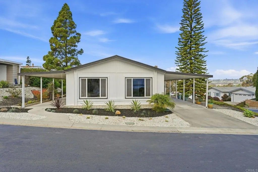 Photo of 2298 Lindsay Dr, Carlsbad, CA 92008 (MLS # PTP2509219)