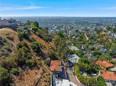 8655 Hillside Los Angeles CA 90069