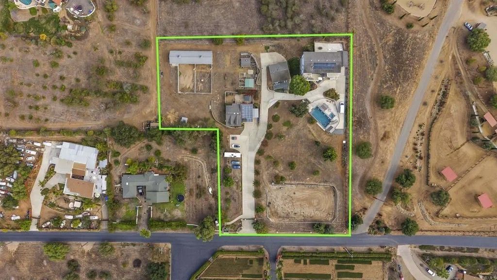 Photo of 31959 Via Ararat Drive, Bonsall, CA 92003 (MLS # PTP2603547)