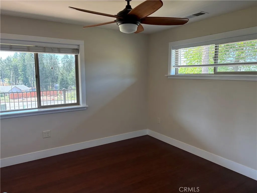 14006 Creston
