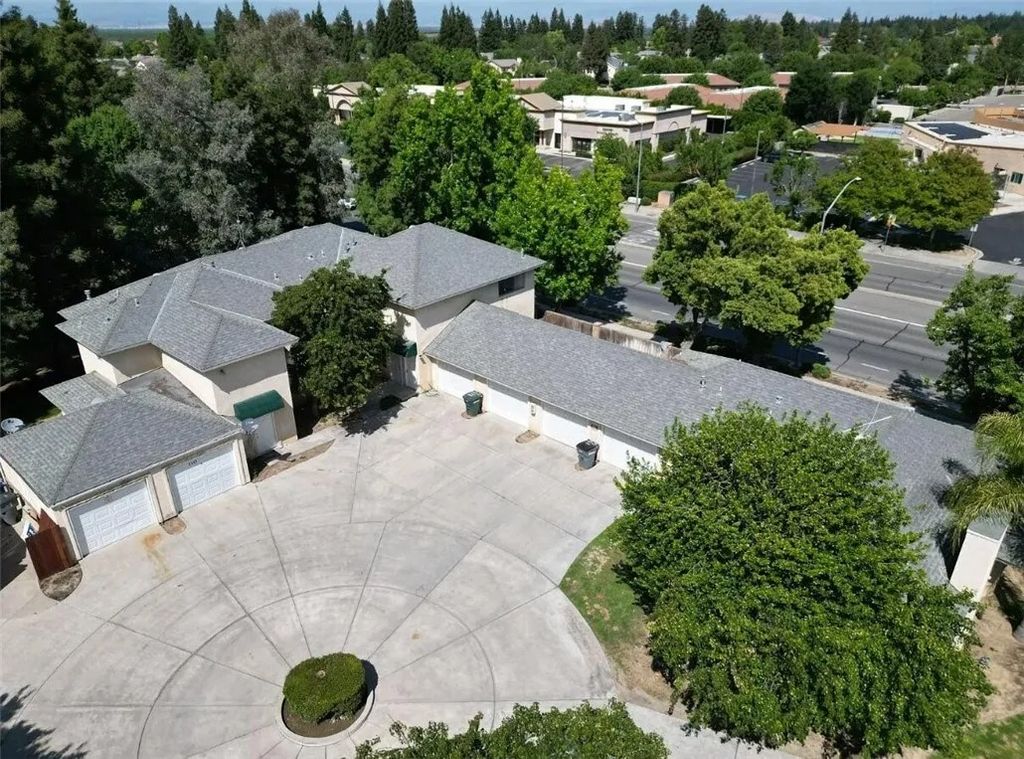 Photo of 7127 N Antioch AVE, Fresno, CA 93722 (MLS # FR26096899)