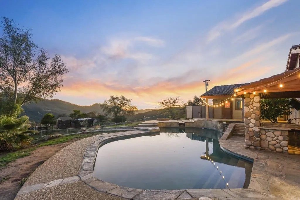 Photo of 27332 Cool Water Ranch Road, Valley Center, CA 92082 (MLS # NDP2511416)