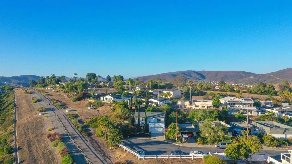Photo of 1682 Saddlehorn Drive, San Marcos, CA 92069 (MLS # NDP2506917)