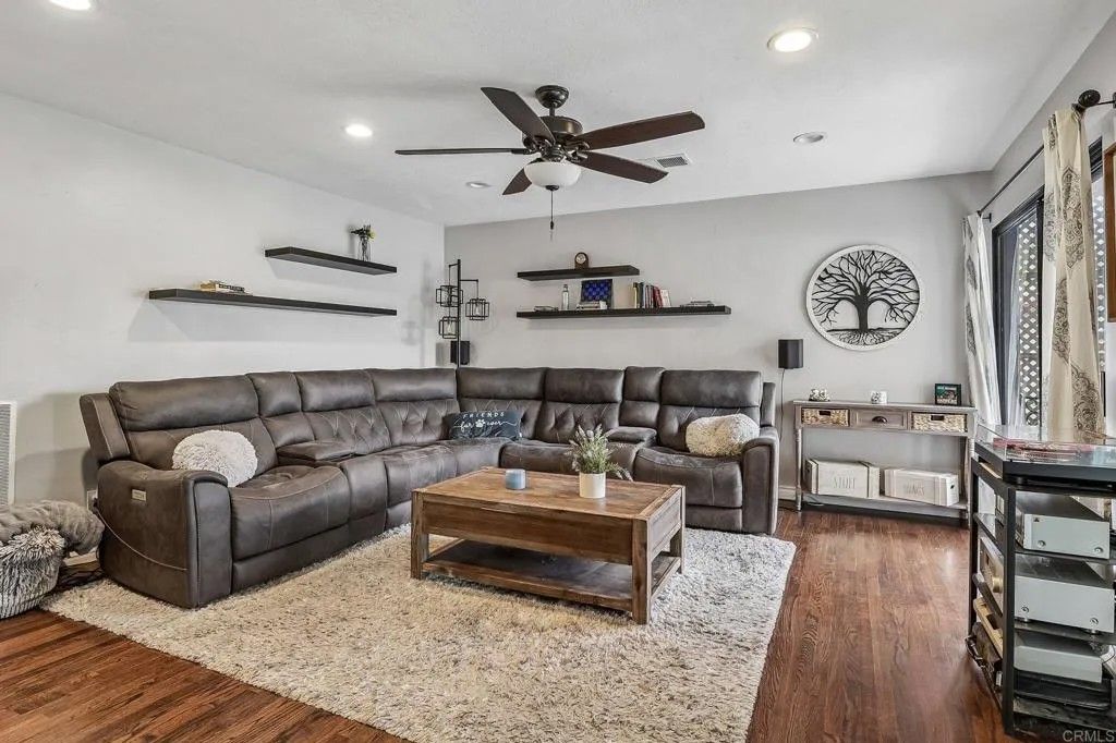 Photo of 9535 Lakeview Drive, La Mesa, CA 91942 (MLS # PTP2603420)