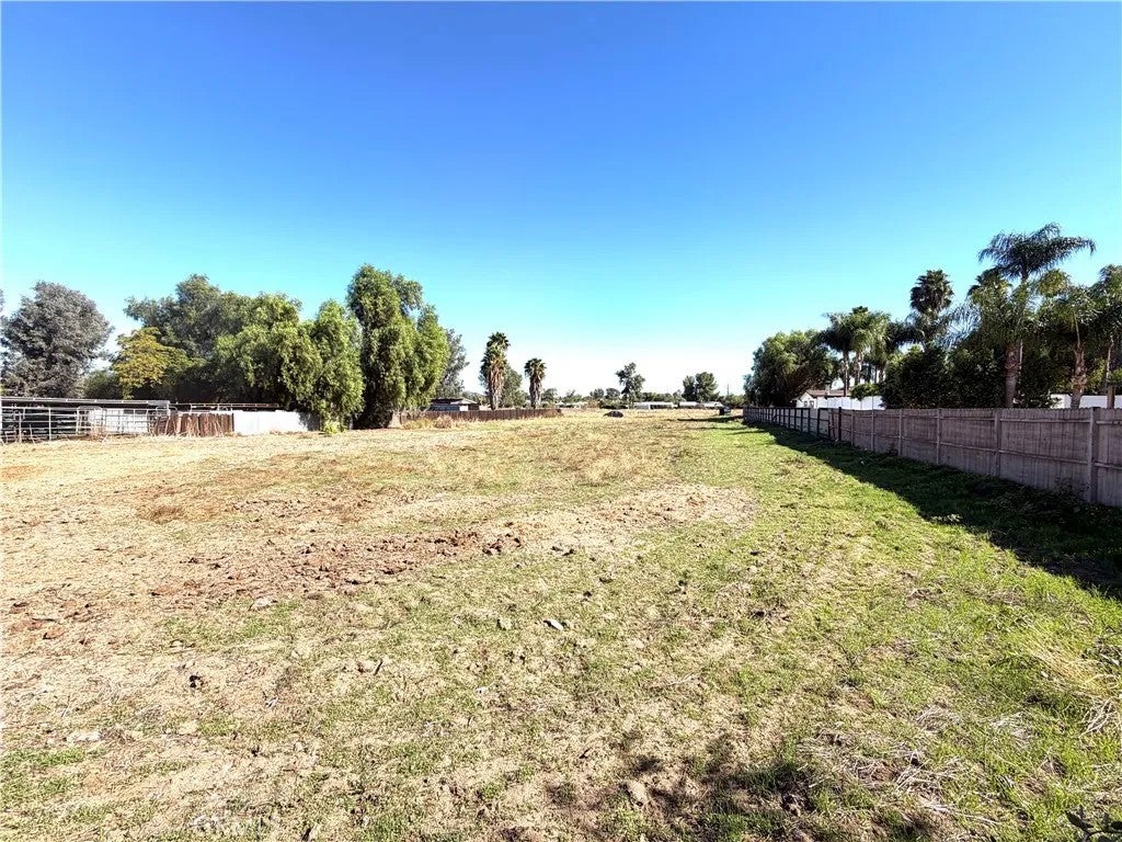 Photo of 0 Gill Ln, Lake Elsinore, CA 92530 (MLS # IV26231432)