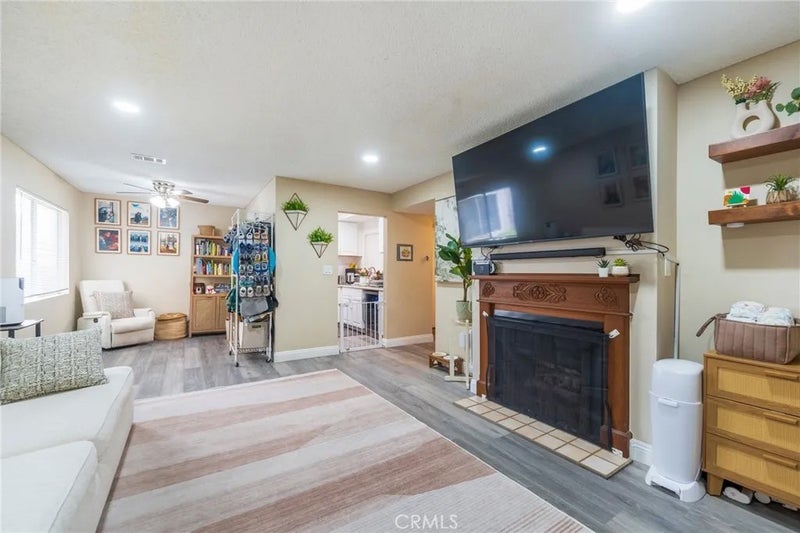 628 Daisy Avenue 225