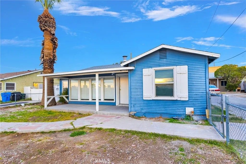 Photo of 127 May Avenue, Barstow, CA 92311 (MLS # SB26002754)