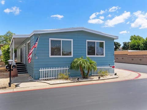 Photo of 1506 Oak Dr #12, Vista, CA 92084 (MLS # NDP2603510)